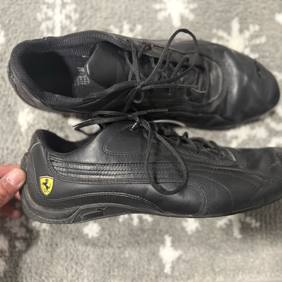 Puma Men's Black Sneakers - Picture 1 of 7